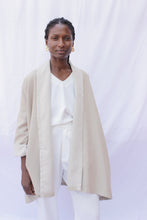 Cargar imagen en el visor de la galería, Oversized Row Coat
