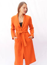 Cargar imagen en el visor de la galería, Tangerine Coat With Belt
