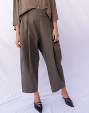 Cargar imagen en el visor de la galería, Khaki Pants
