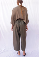 Cargar imagen en el visor de la galería, Khaki Pants
