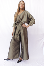 Cargar imagen en el visor de la galería, Metallic Taffeta Pants
